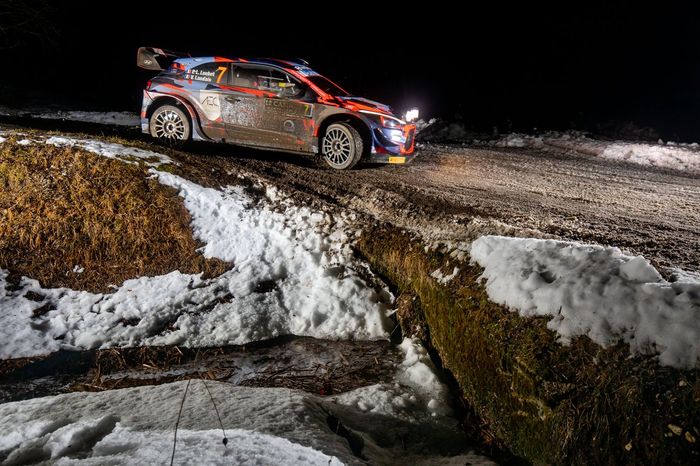Pierre-Louis Loubet, Vincent Landais, Hyundai 2c Competition Hyundai i20 Coupe WRC