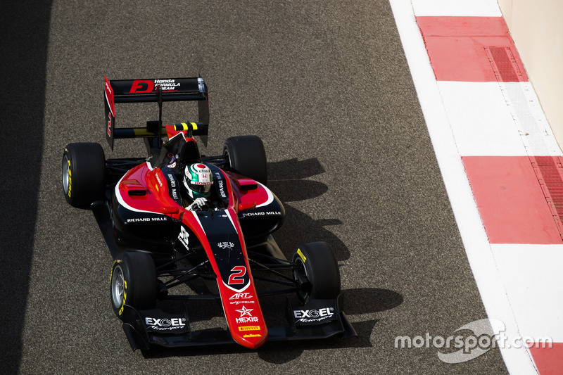 10. Нірей Фукузумі – 3-й у GP3, 2 перемоги, 6 подіумів