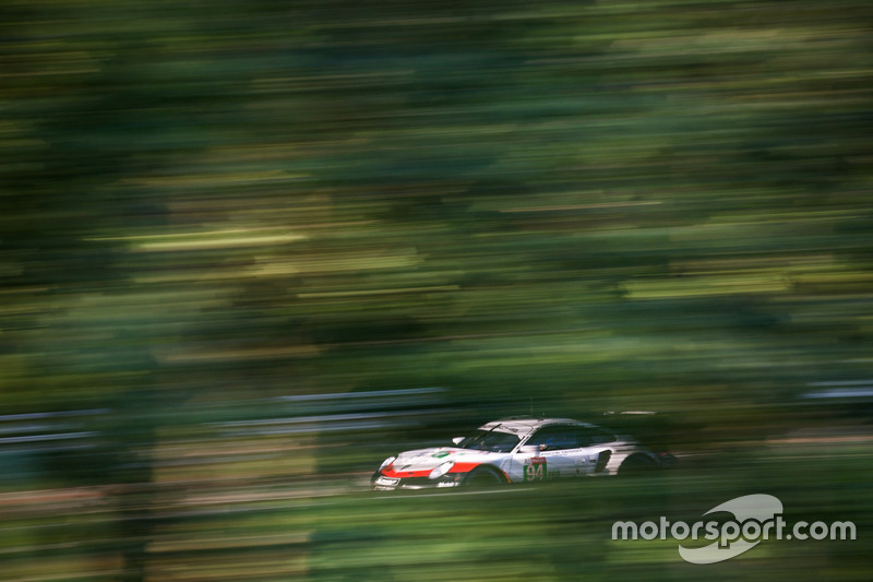 #94 Porsche GT Team Porsche 911 RSR: Romain Dumas, Timo Bernhard, Sven Müller