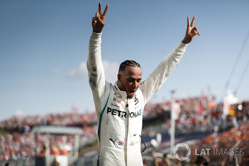 El ganador Lewis Hamilton, Mercedes AMG F1