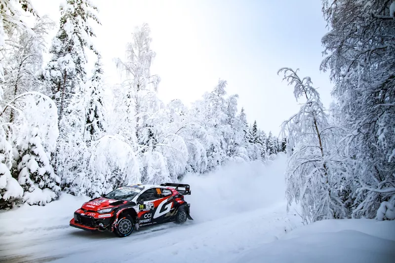 Oliver Solberg, Elliott Edmondson, Toyota Gazoo Racing WRT Toyota GR Yaris Rally1