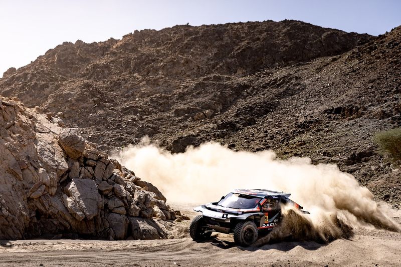 #219 I Dacia Sandriders Dacia: Sebastien Loeb, Edouard Boulanger