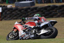 La moto endommagée d'Eugene Laverty, Milwaukee Aprilia