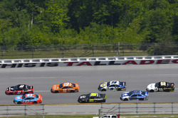 Brad Keselowski, Team Penske, Ford Fusion Snap on and Daniel Suarez, Joe Gibbs Racing, Toyota Camry ARRIS