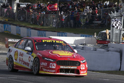 Race winner Scott McLaughlin, DJR Team Penske Ford