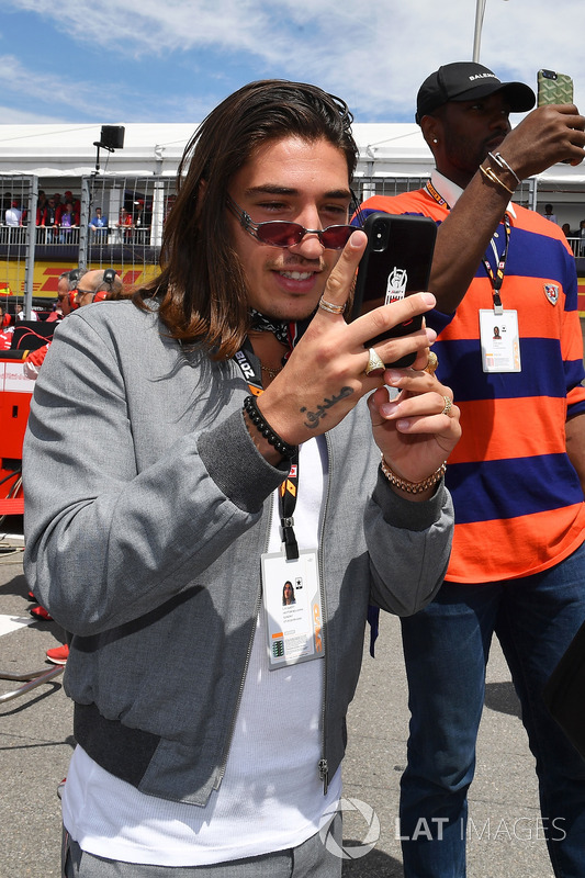 Hector Bellerin, calciatore, in griglia