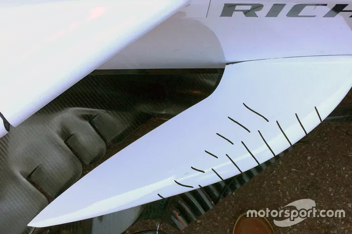 Sauber C37 detail
