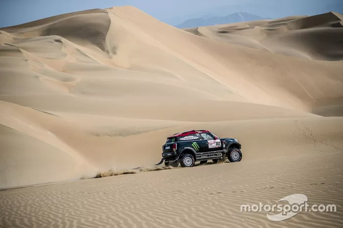 #302 X-Raid Team Mini: Nani Roma, Alex Haro