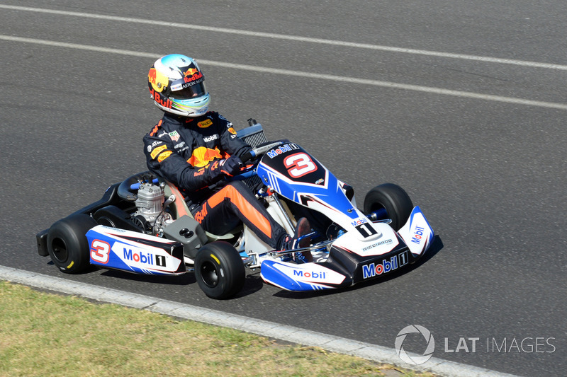 Daniel Ricciardo, Red Bull Racing, fait du karting