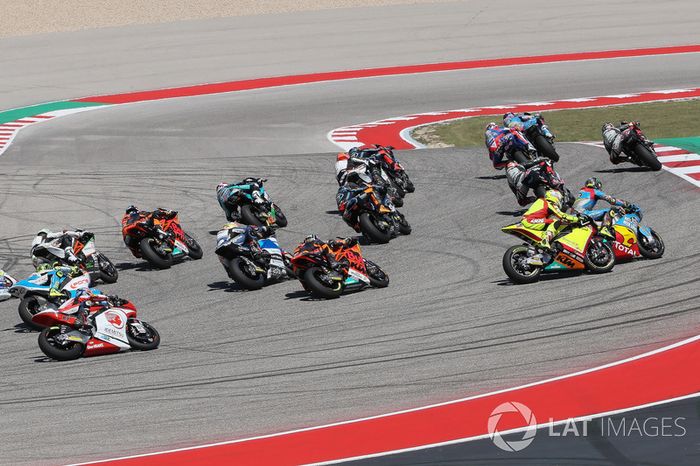 El inicio, Joan Mir, Marc VDS se pasa en la curva