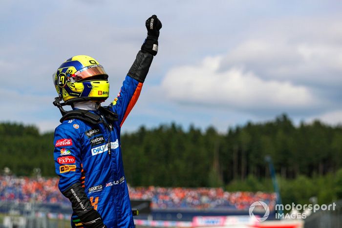 Tercer lugar Lando Norris, McLaren, en Parc Ferme