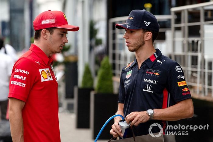 Charles Leclerc, Ferrari y Pierre Gasly, Red Bull Racing 