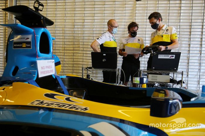 Fernando Alonso, Renault R25