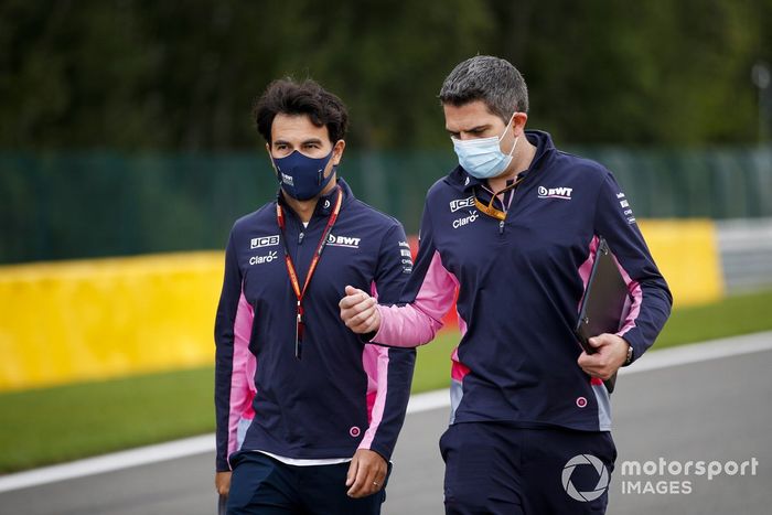 Sergio Perez, Racing Point, recorre la pista