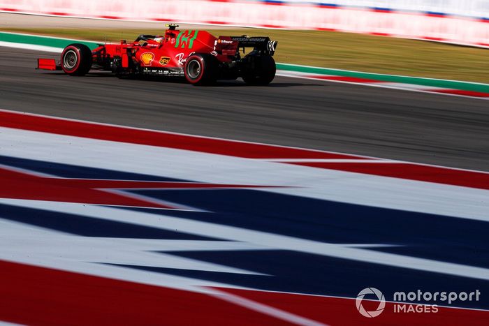 Carlos Sainz Jr., Ferrari SF21