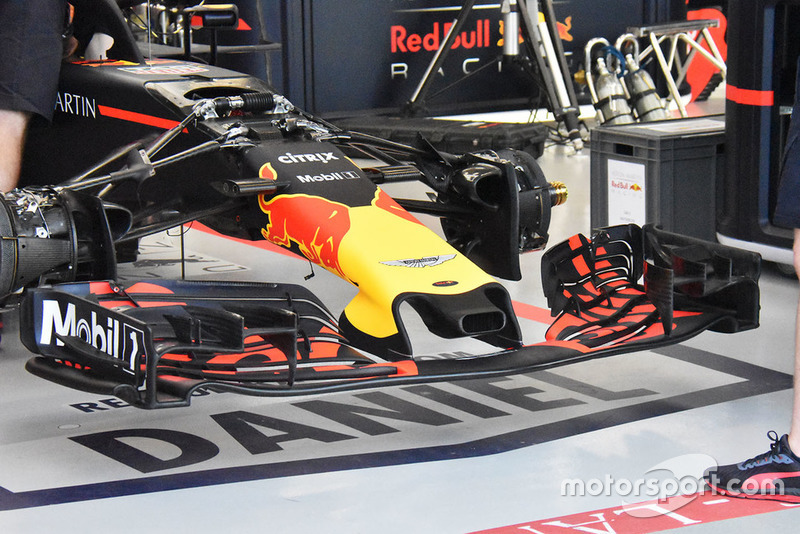 Red Bull RB14 technical detail