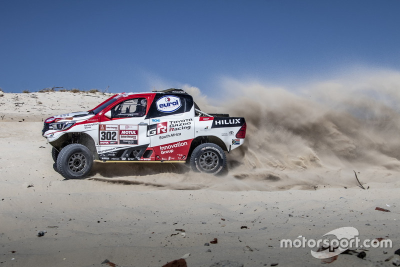 #302 Toyota Gazoo Racing Toyota Hilux: Жініель де Вільєрс, Дірк фон Зітцевіц