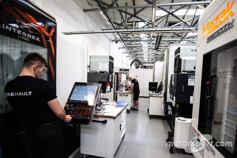 Werksbesuch bei Renault in Enstone