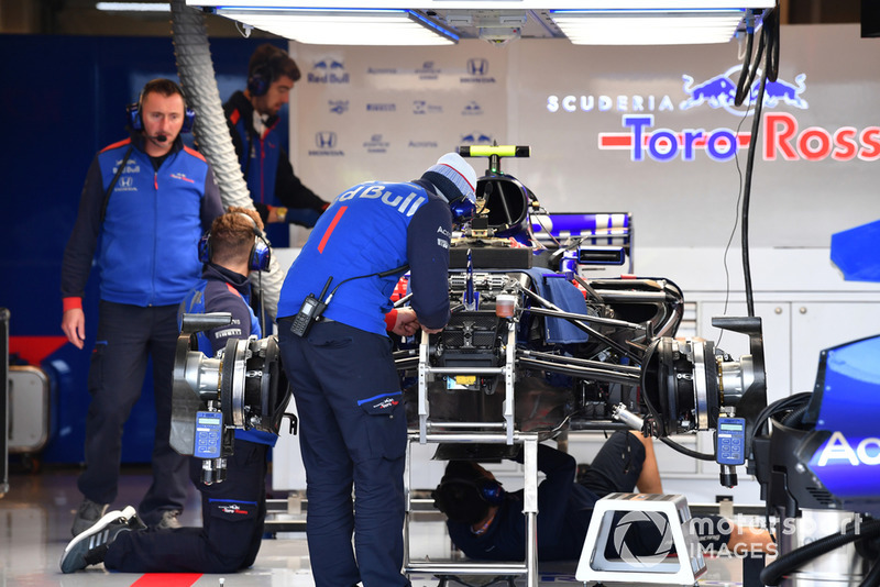 Scuderia Toro Rosso STR13