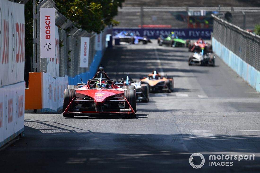 Sacha Fenestraz, Equipo Nissan de Fórmula E, Nissan e-4ORCE 04
