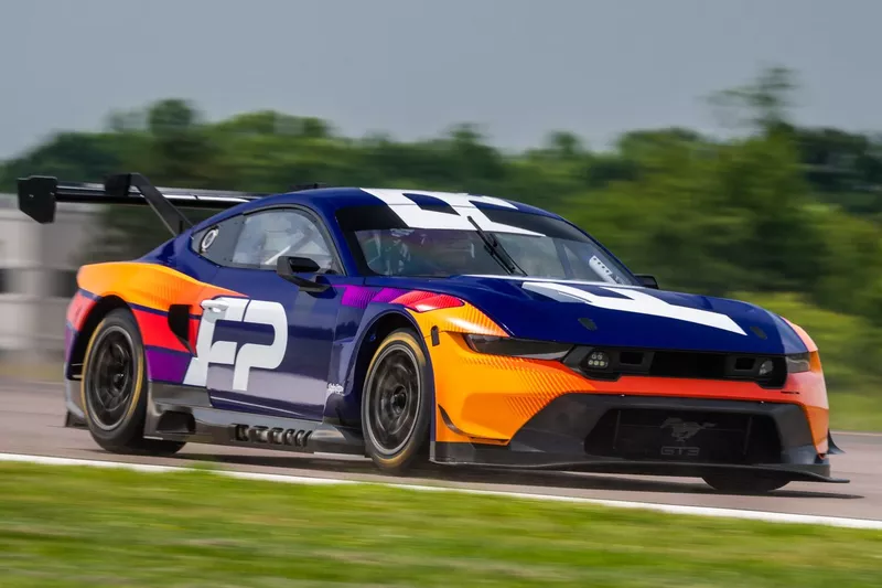 フォード・マスタングGT3