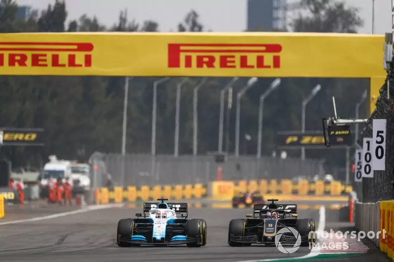 George Russell, Williams Racing FW42, Romain Grosjean, Haas VF-19