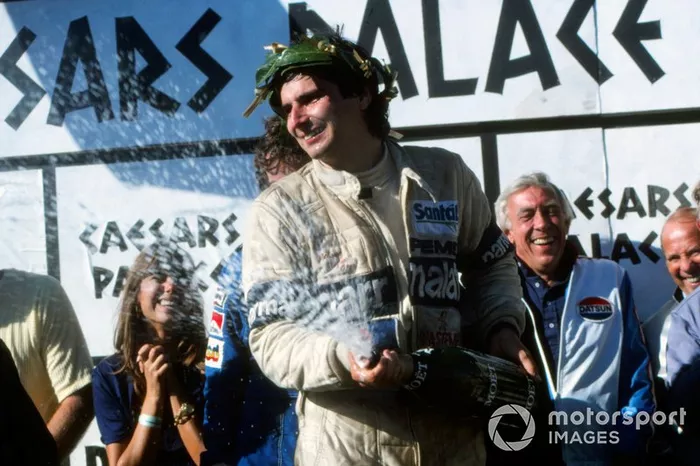 Nelson Piquet - de 1978 a 1991 - 204 corridas, 3 títulos (1981, 1983 e 1987), 23 vitórias