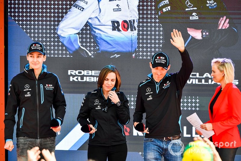 George Russell, Williams, Claire Williams directora de Williams Racing y Robert Kubica, en el evento en la Federation Square