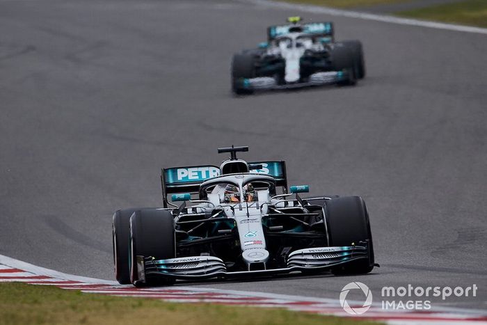 Lewis Hamilton, Mercedes AMG F1 W10, Valtteri Bottas, Mercedes AMG W10