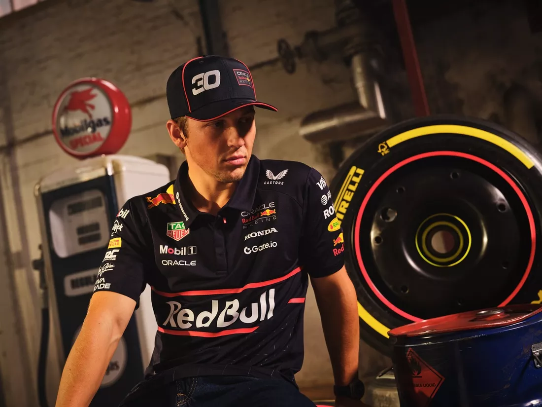liam-lawson-red-bull-racing.webp