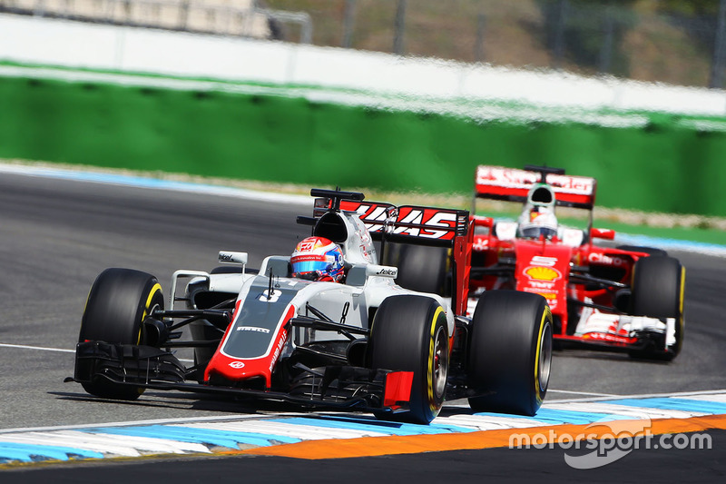 Romain Grosjean, Haas F1 Team VF-16