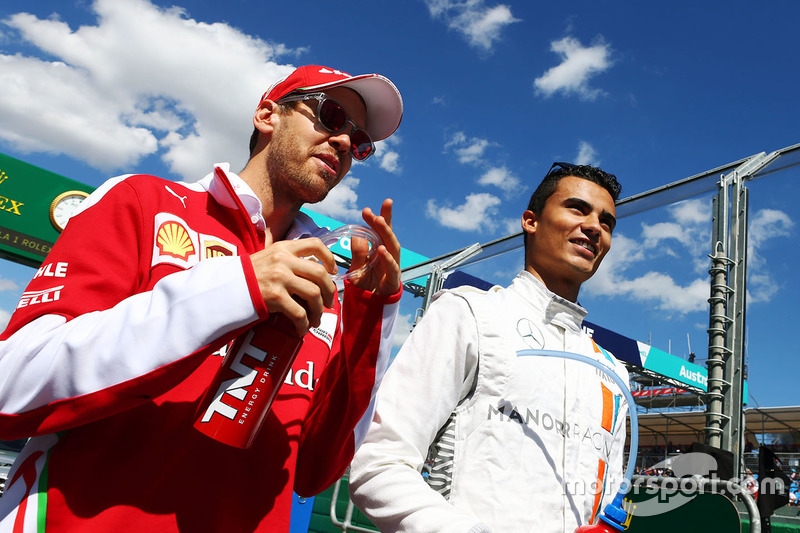 Sebastian Vettel, Ferrari en Pascal Wehrlein, Manor Racing