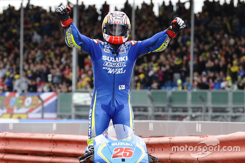 Race winner Maverick Viñales, Team Suzuki MotoGP