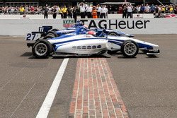 Fotofinish: Dean Stoneman, Andretti Autosport, und Ed Jones, Carlin