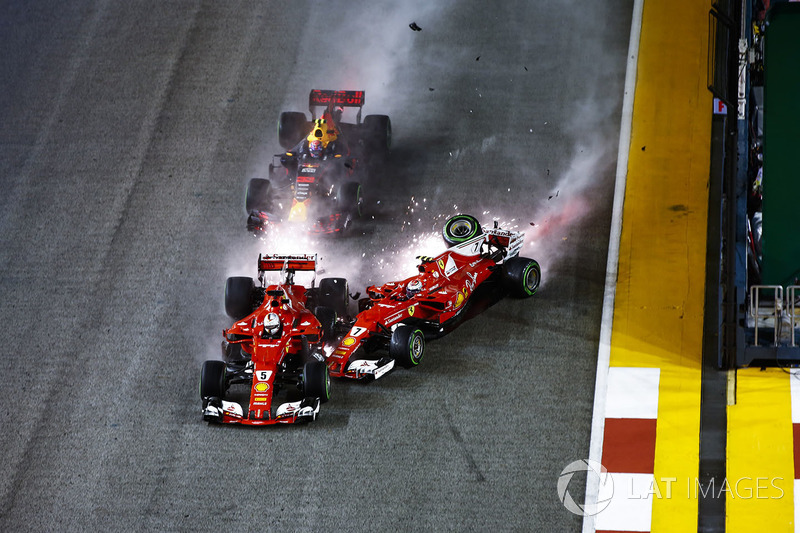 Crash: Kimi Raikkonen, Ferrari SF70H, Max Verstappen, Red Bull Racing RB13, Sebastian Vettel, Ferrari SF70H