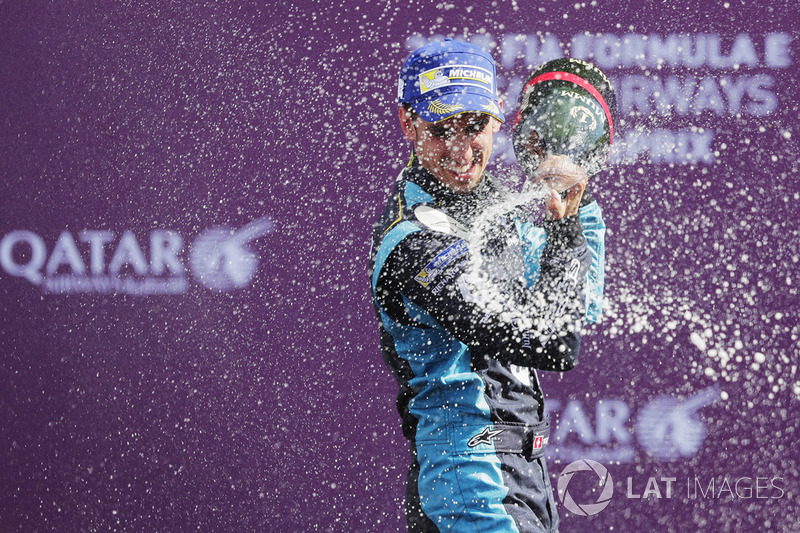 Podium: race winner Sébastien Buemi, Renault e.Dams