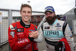 James Nash, Craft Bamboo Racing, SEAT León SEQ und Stefano Comini, Leopard Racing, Volkswagen Golf G