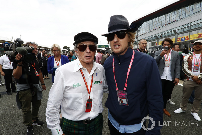 Sir Jackie Stewart con el actor Owen Wilson