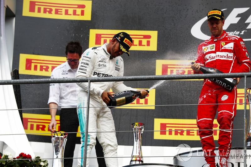 Podium: Race winner Lewis Hamilton, Mercedes AMG F1, second place Sebastian Vettel, Ferrari