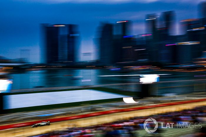 Lewis Hamilton, Mercedes AMG F1 W08