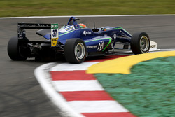 Sacha Fenestraz, Carlin Dallara F317 - Volkswagen