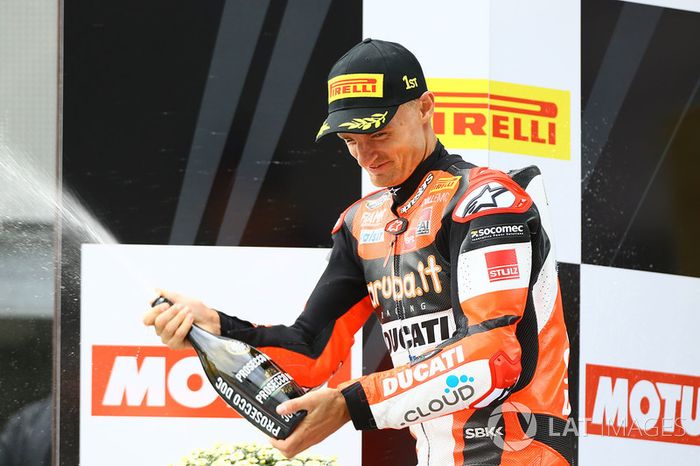 El ganador Chaz Davies, Ducati Team
