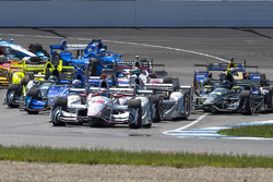 Départ : Will Power, Team Penske Chevrolet mène
