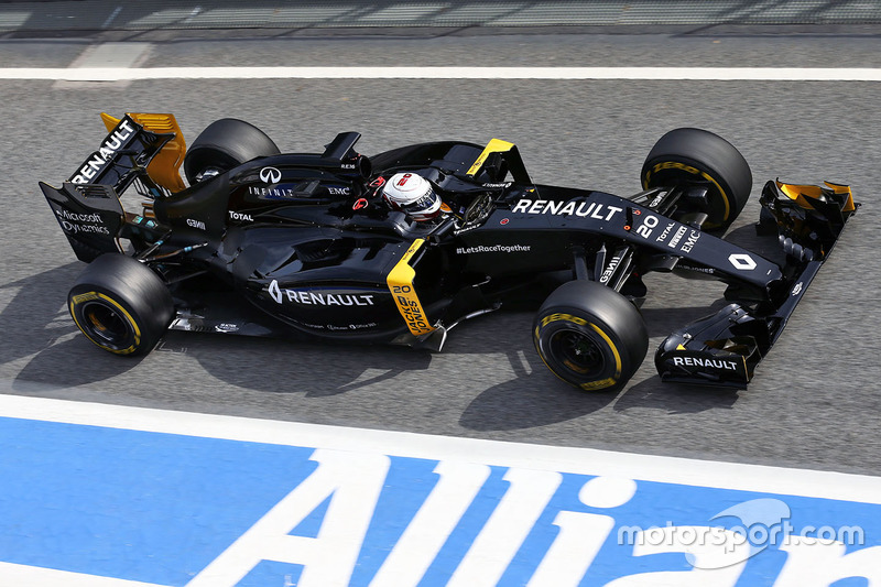 Kevin Magnussen, Renault Sport F1 Team RS16