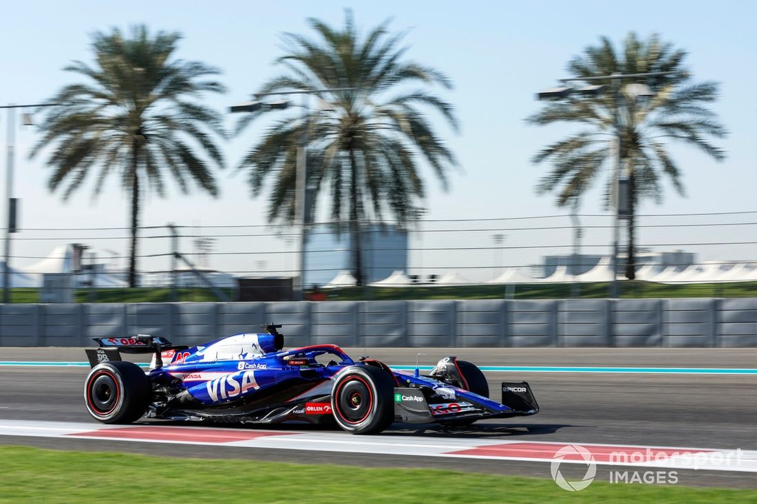 Ayumu Iwasa, RB F1 Team RB F1 Team VCARB 01 