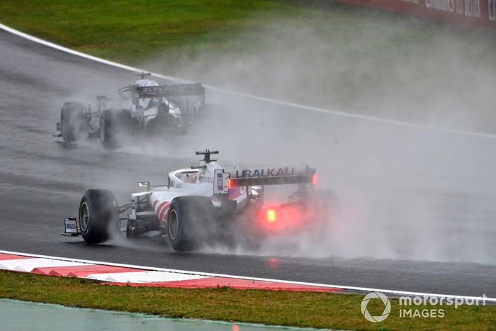 Yuki Tsunoda, AlphaTauri AT02, Nikita Mazepin, Haas VF-21