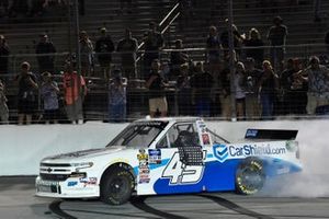 Race Winner Ross Chastain, Niece Motorsports, Chevrolet Silverado TruNorth/Paul Jr. Designs