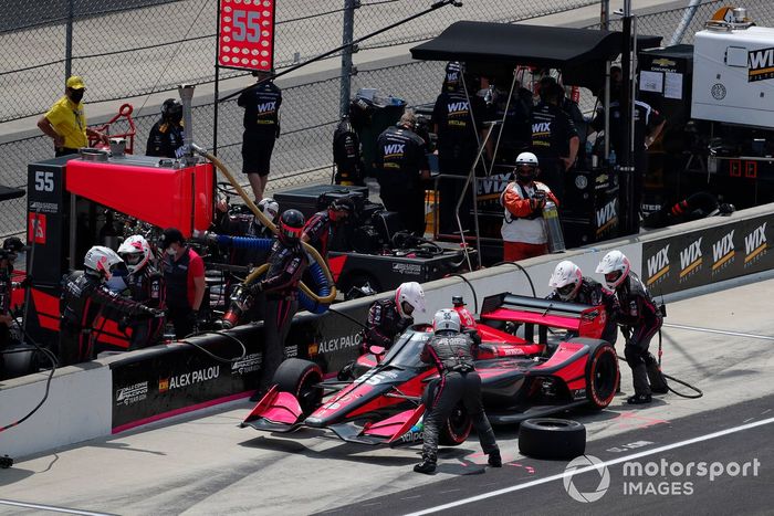 Alex Palou,  Dale Coyne Racing with Team Goh Honda pit stop