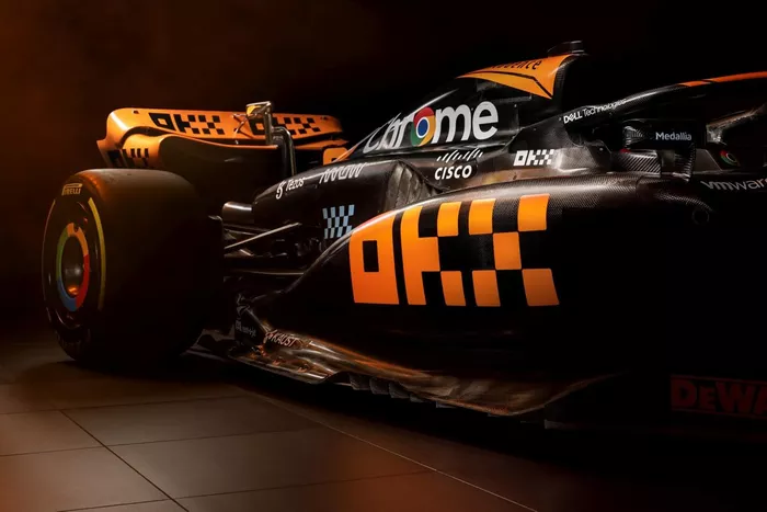 McLaren MCL60 librea especial, GP Singapur/Japón