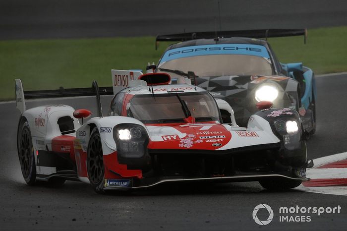 #7 Toyota Gazoo Racing Toyota GR010 - Hybrid: Mike Conway, Kamui Kobayashi, José María López